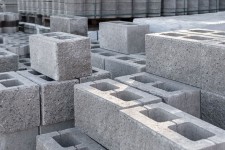 ZIDOVI OD BETONSKIH I LAKOBETONSKIH BLOKOVA
