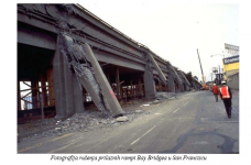 Fotografija-rušenja-prilaznih-rampi-Bay-Bridgea-u-San-Franciscu
